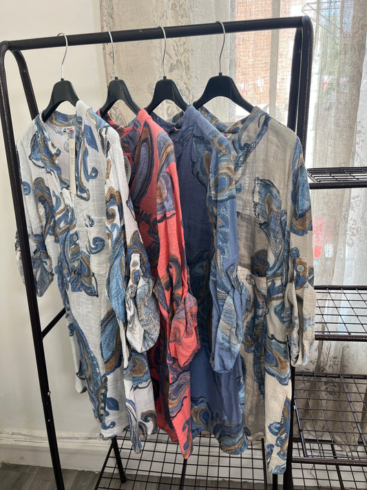 Casual 3 Button Blouse - Paisley Leaf Print