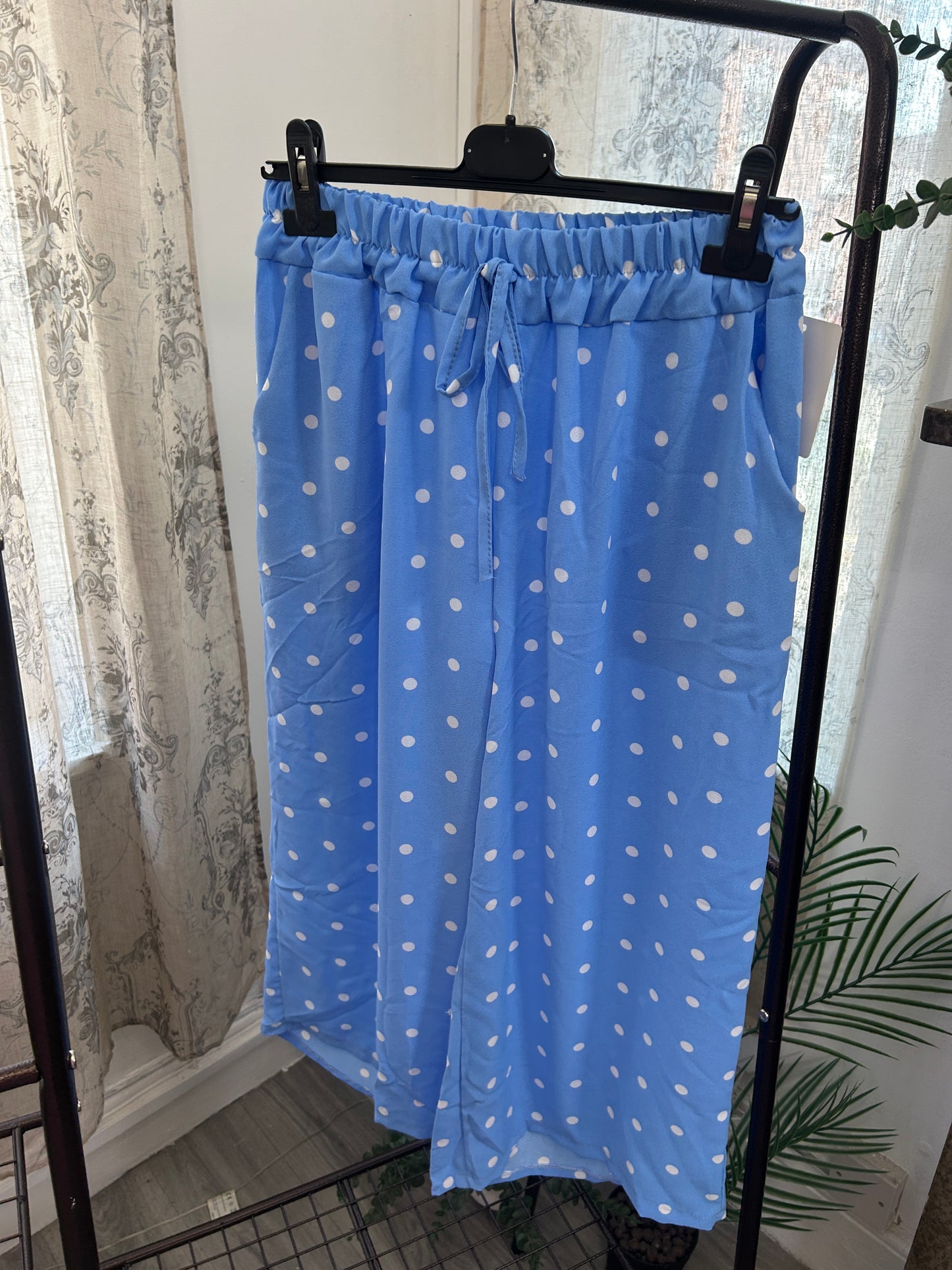 Polka Dot Elegant 3/4 Length Trouser
