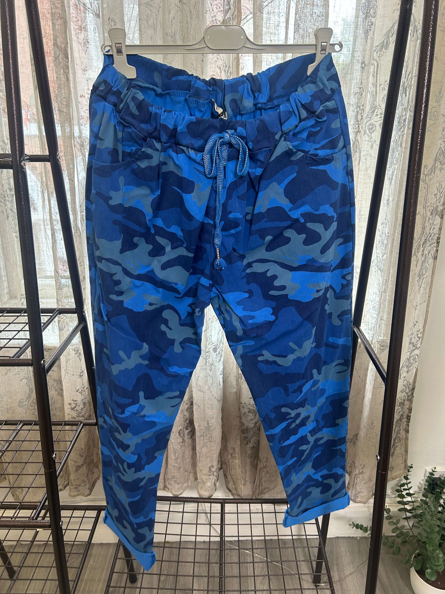 Hannah Camo Magic Jogger