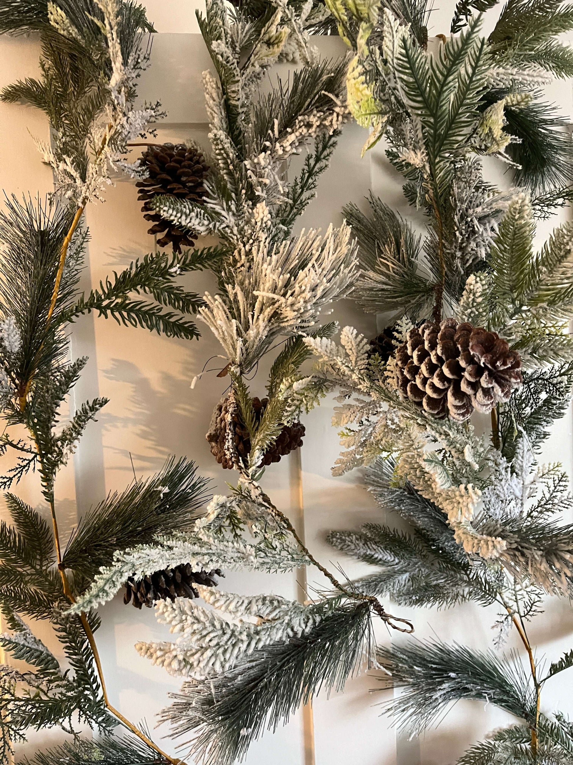 Christmas Bushy Pinecone Garland