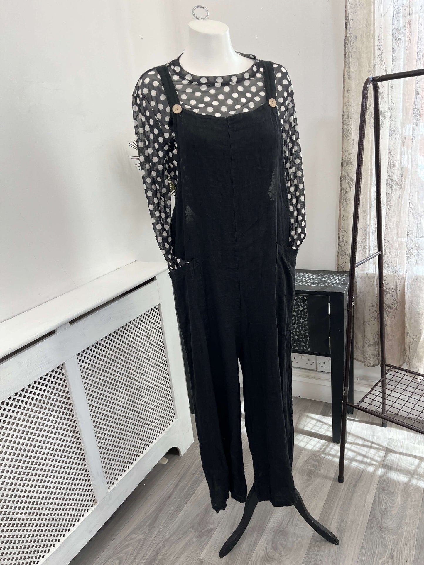 Ollie Linen Wide Leg Dungarees