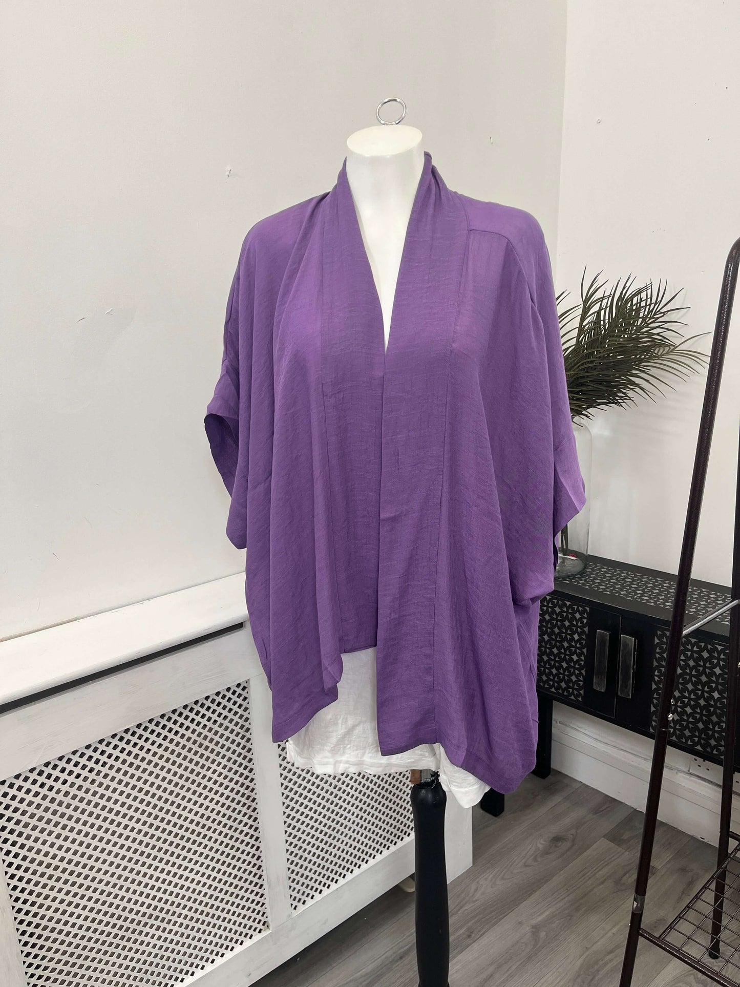 Relaxed Edge to Edge Kimono Chiffon Edge to Edge Kimono