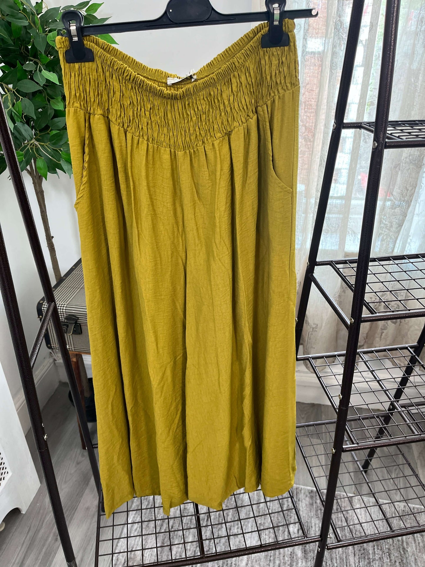 Veronica Elasticated Wide Leg Ankle Grazer