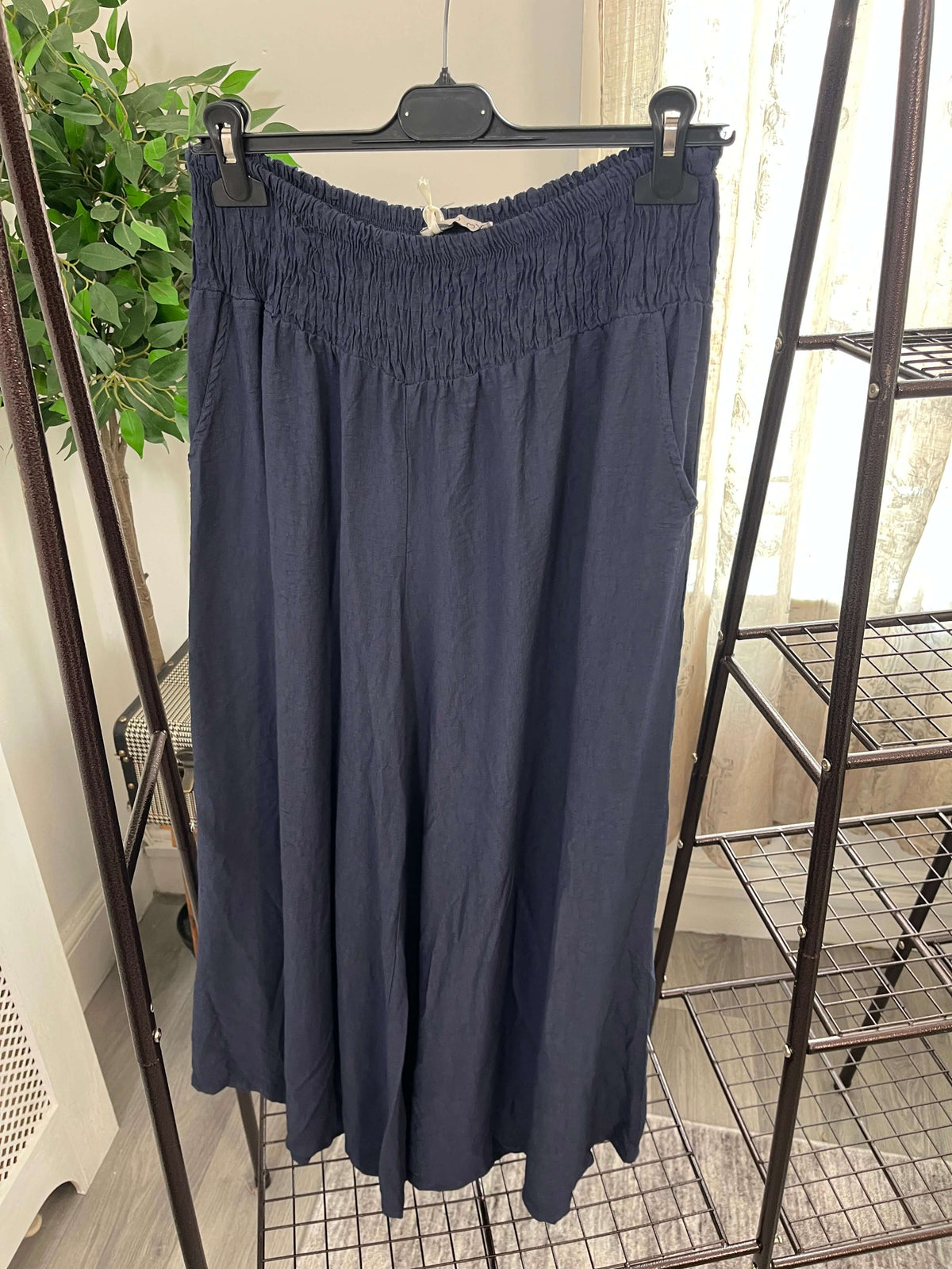 Veronica Elasticated Wide Leg Ankle Grazer