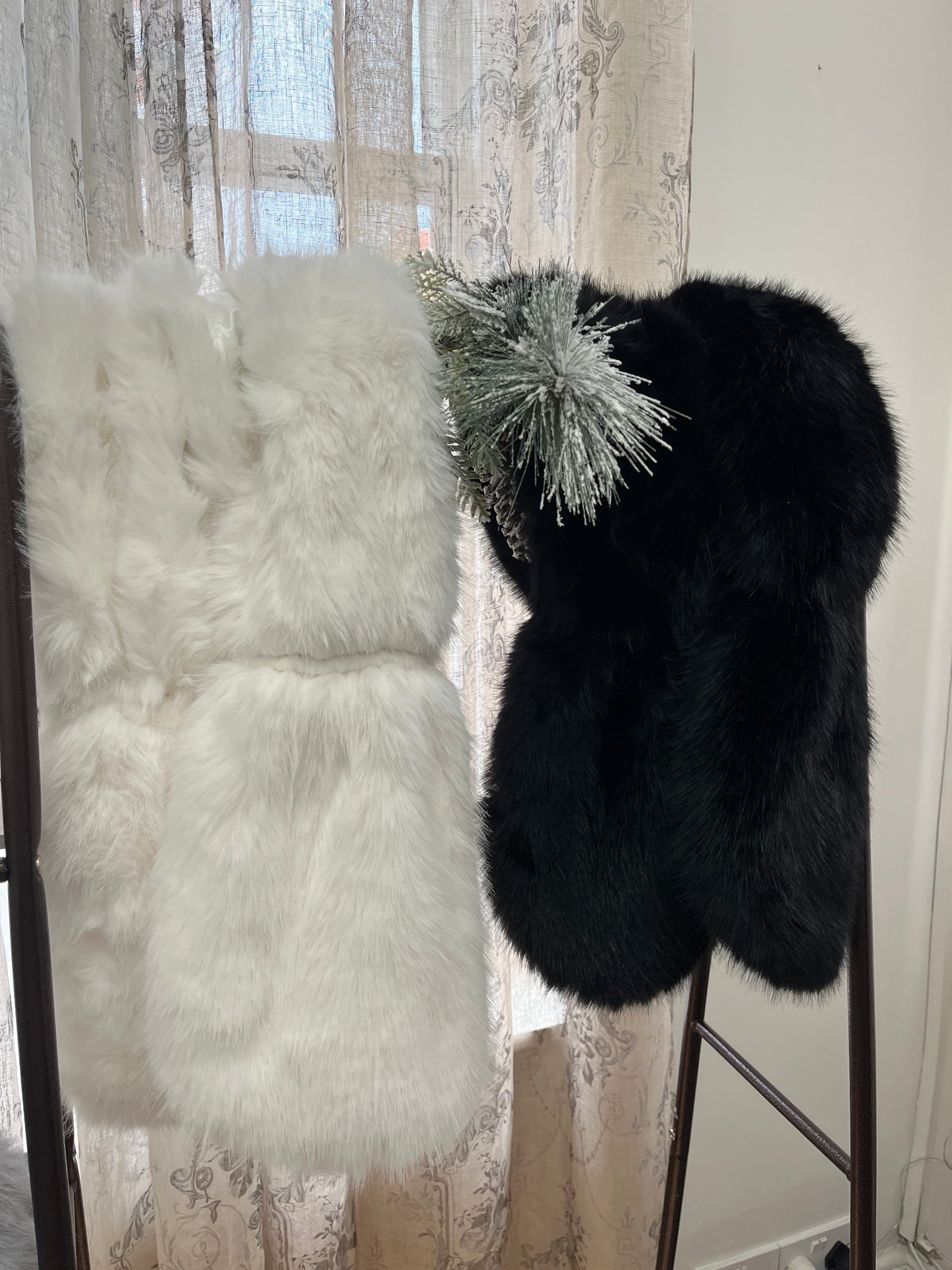 Luxurious Faux Fur Collar Scarf