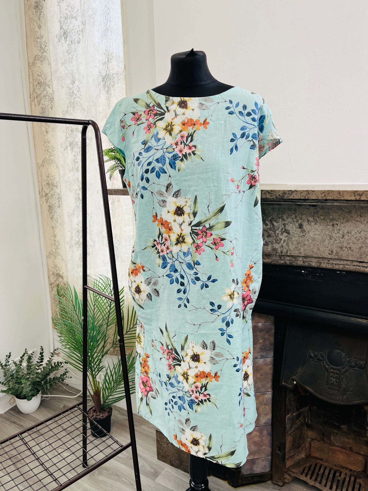 Carys Floral Knee Length Dress