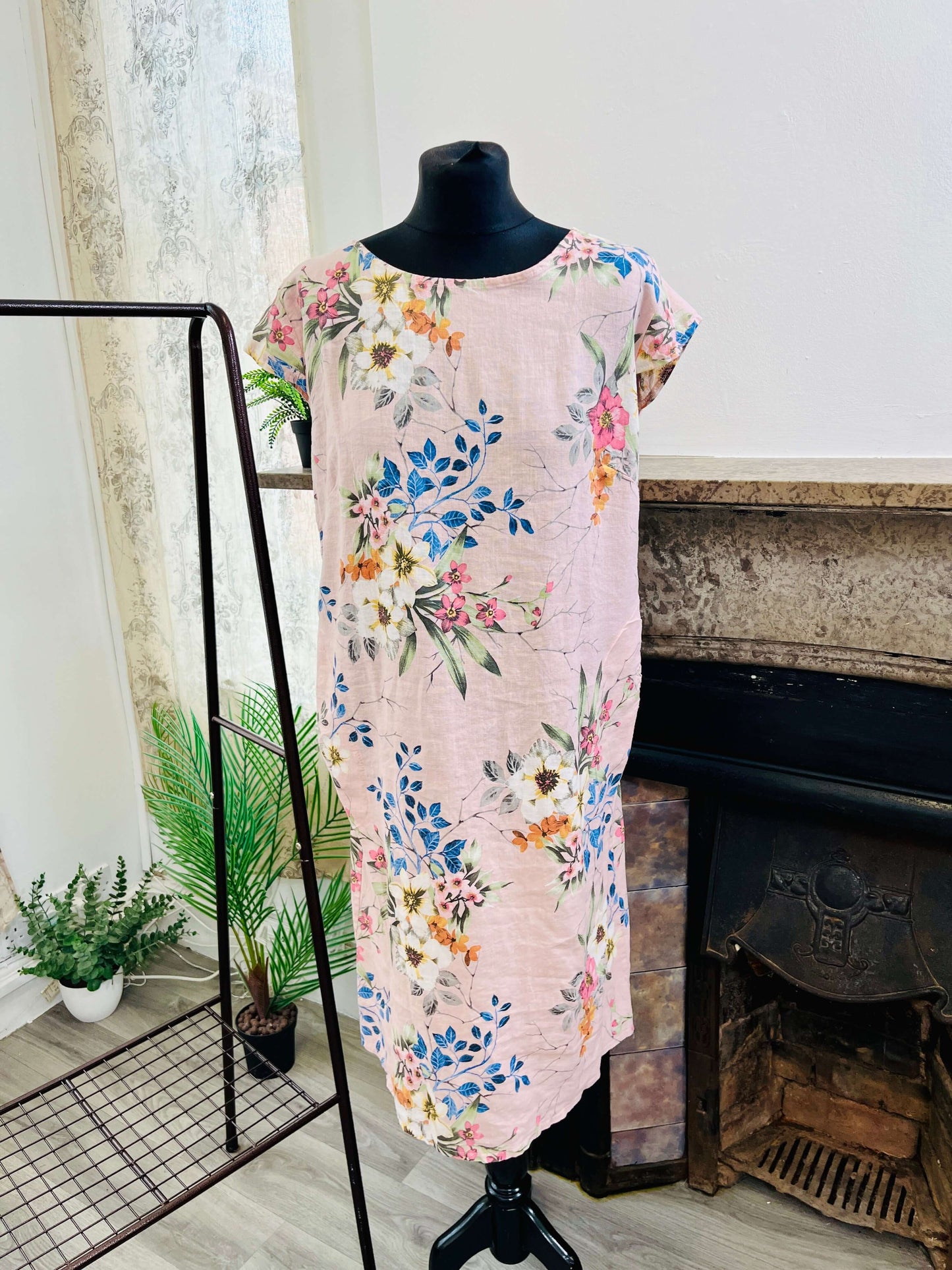 Carys Floral Knee Length Dress