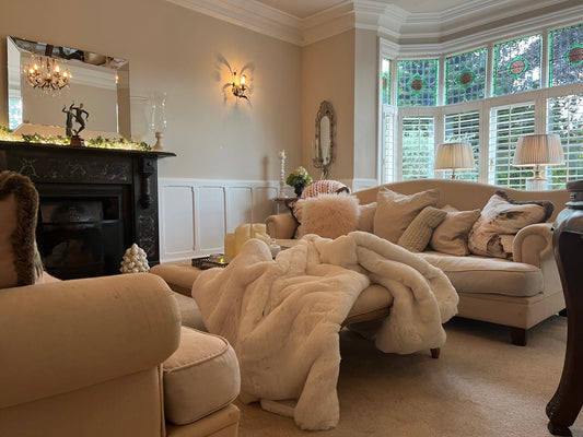 Malini Rapture White Throw