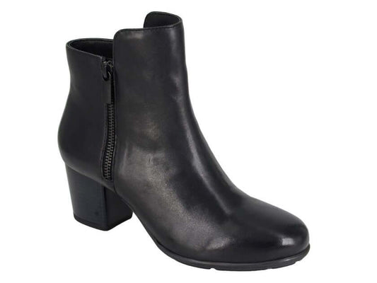 Cleope Leather Pull On Ankle Boot - Black