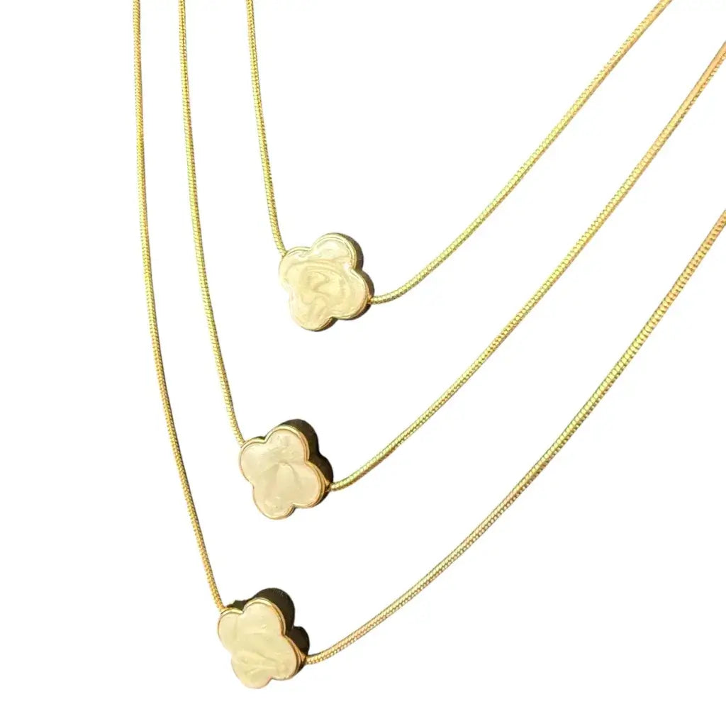 Jess & Lou - Multi-Layer Clover Pearlescent Necklace White
