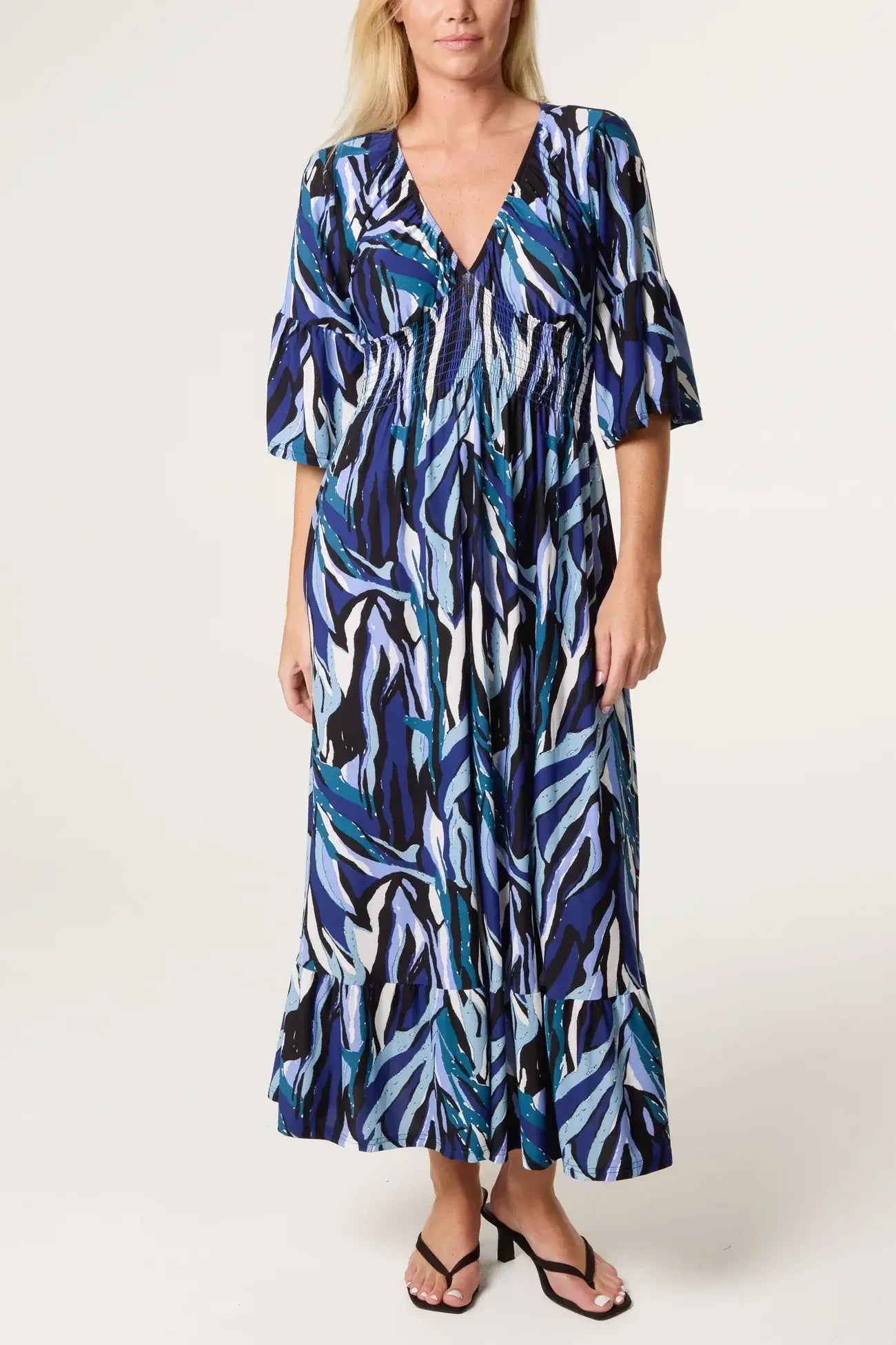 Abstract Stripe Stretch Empire Bust Maxi Dress