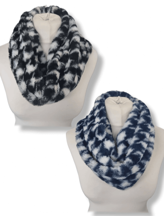 Dogtooth Faux Fur Snood