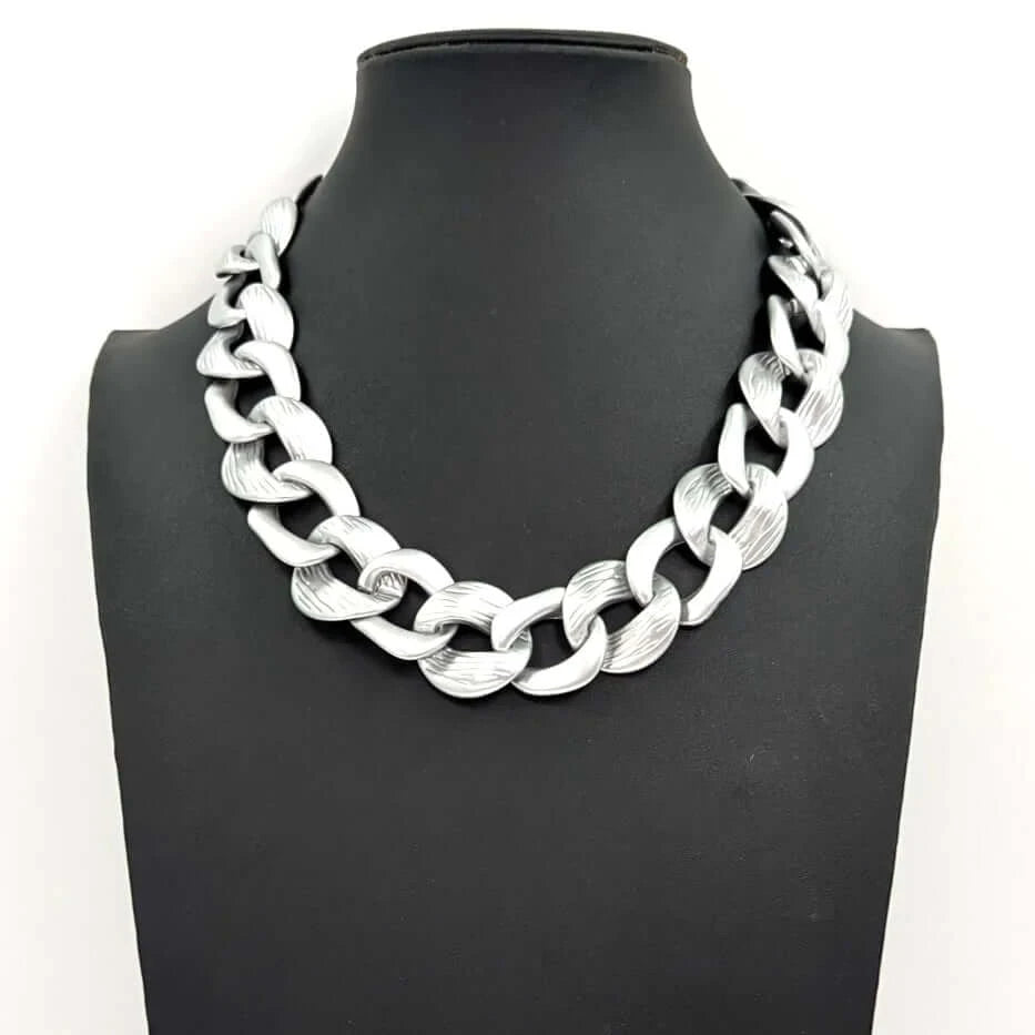 Flat resin chain link statement necklace - Silver