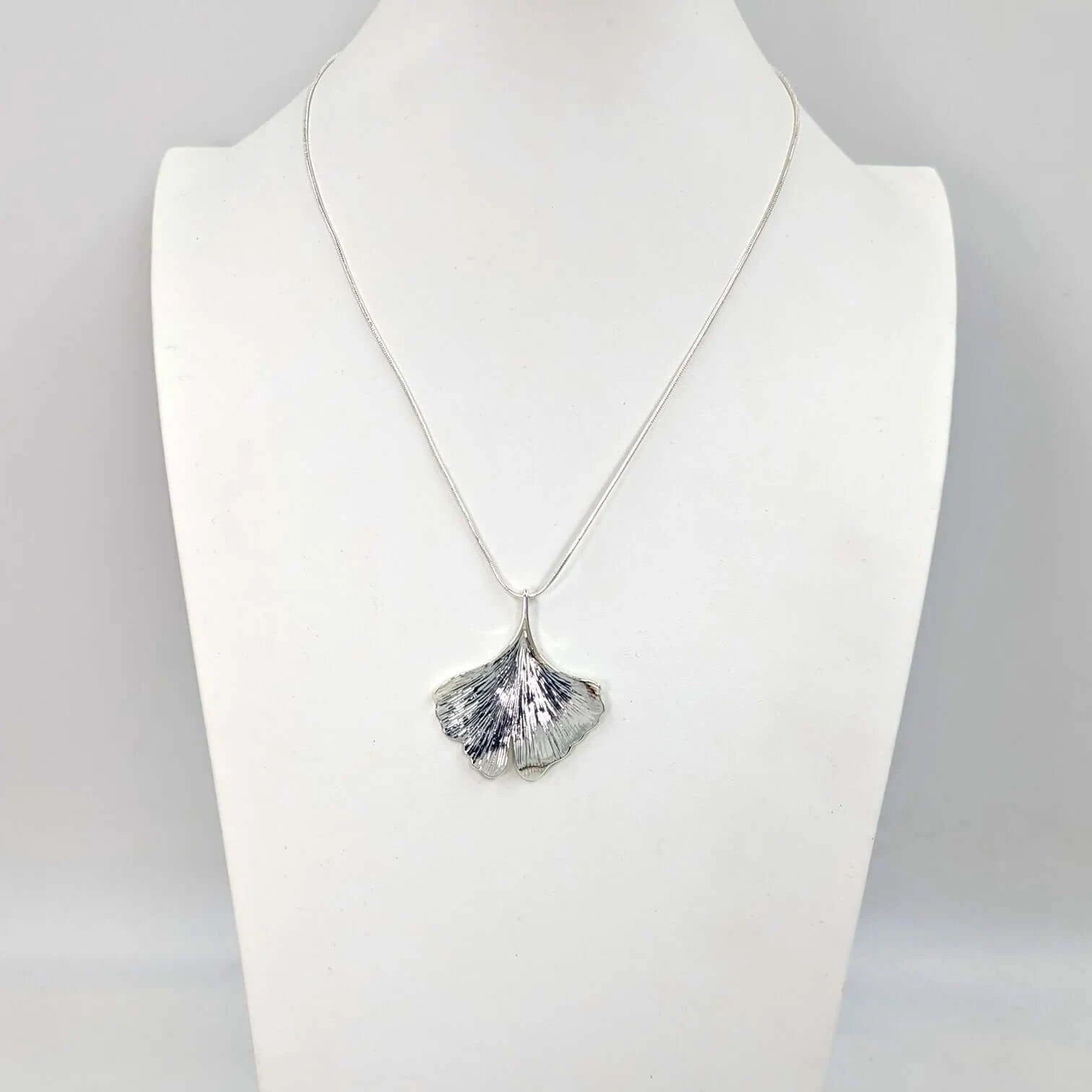 Ginko leaf pendant necklace on snake chain - silver