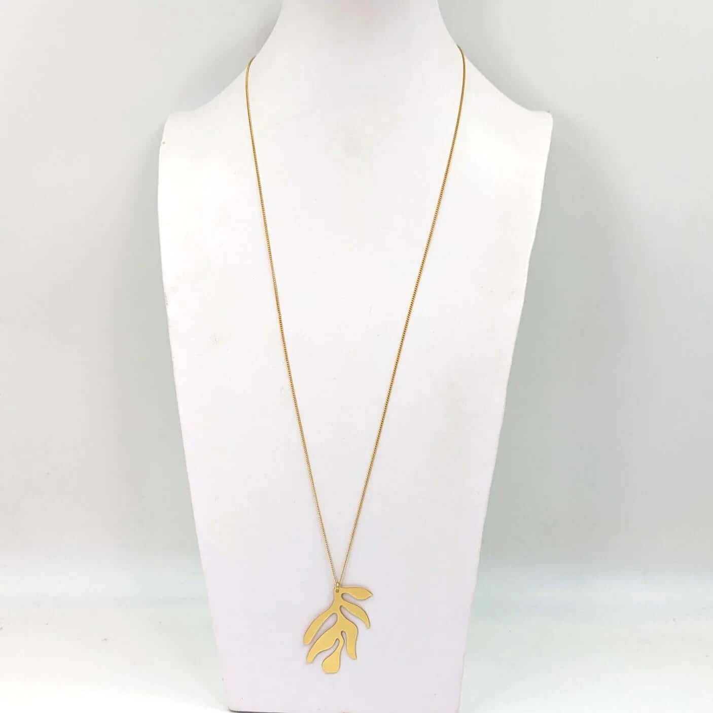 Organic leaf shape long necklace - gold