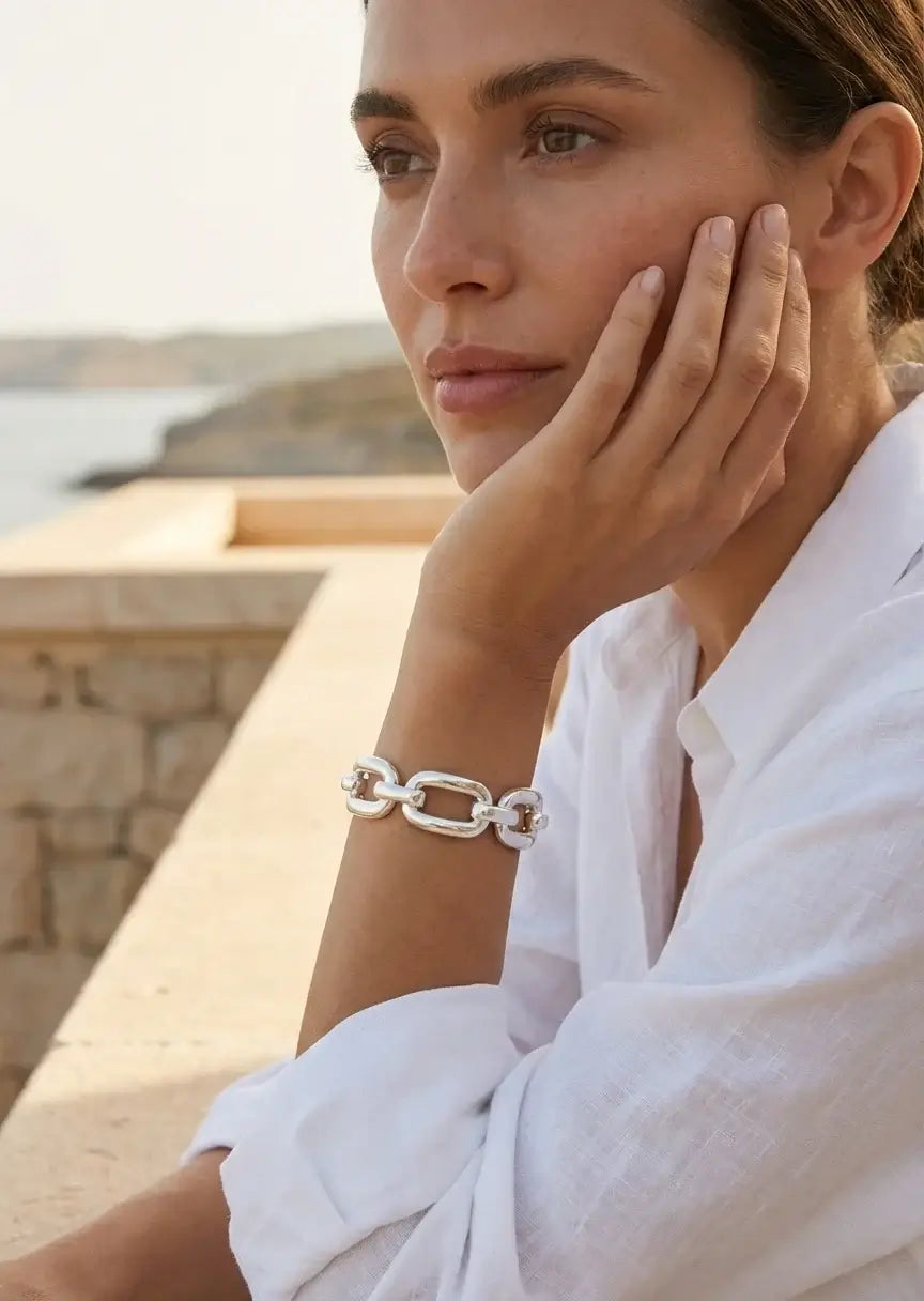 Envy Jewellery - Worn silver large link stretch bracelet