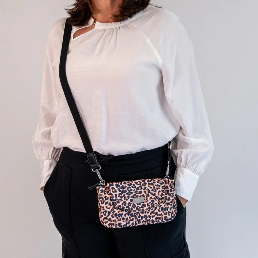 Mia Tui - Isobel Purse Bag