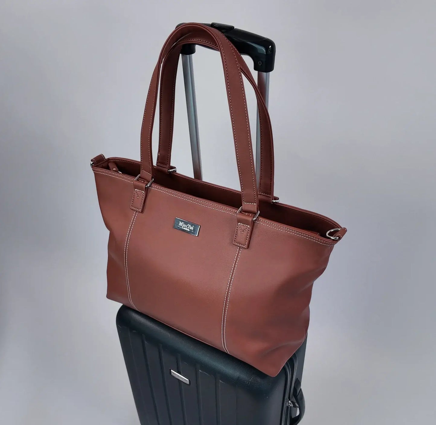 Mia Tui - Jennie Travel Bag