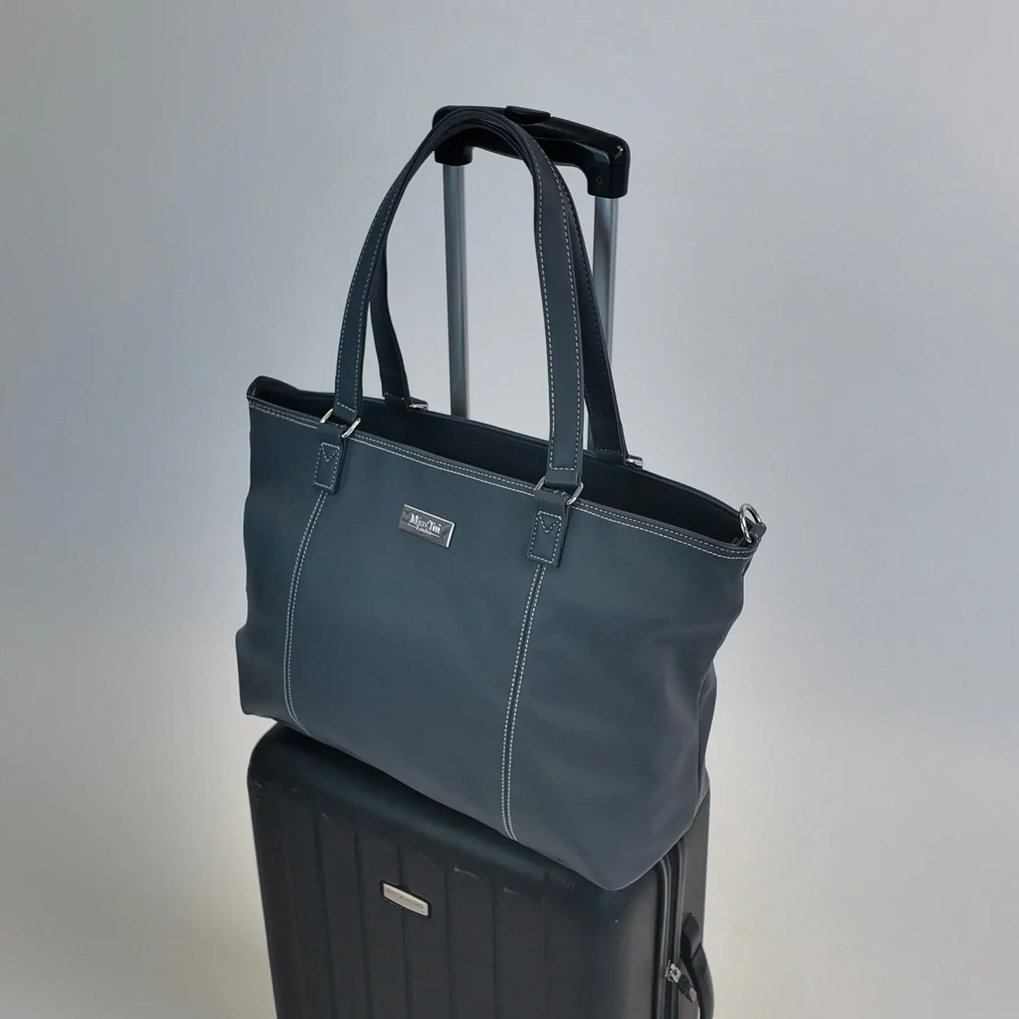 Mia Tui - Jennie Travel Bag