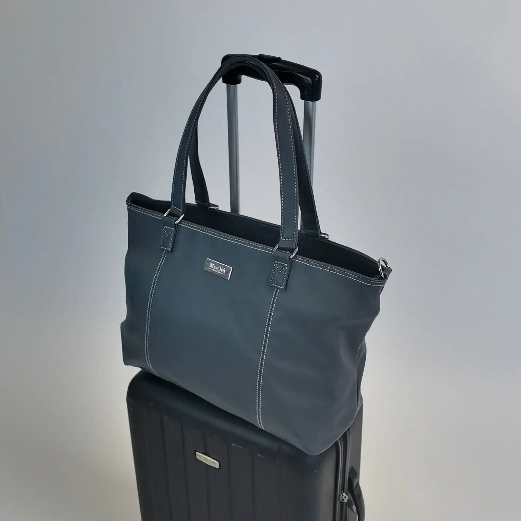 Mia Tui - Jennie Travel Bag