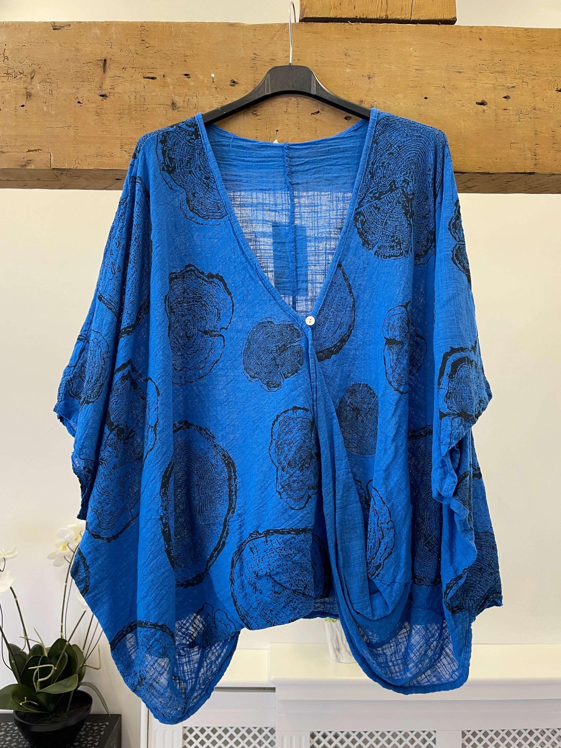 Patterned One Button linen top
