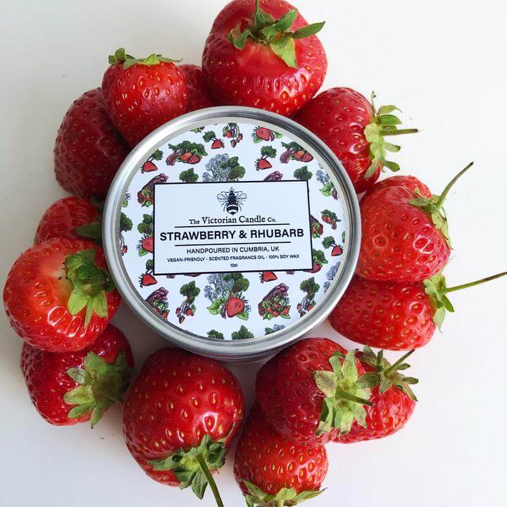 The Victorian Candle Co. "STRAWBERRY & RHUBARB"